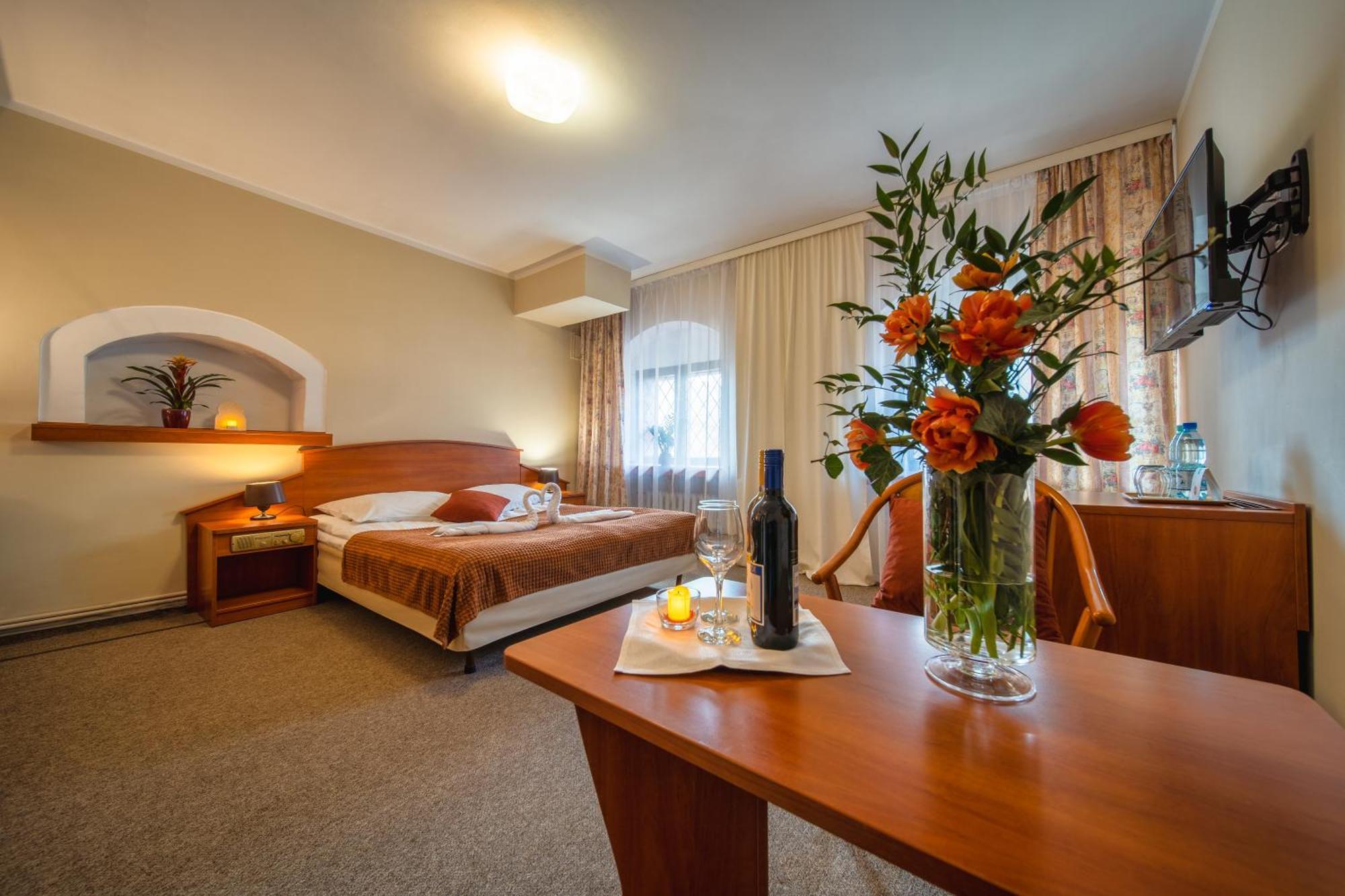 Hotel Gromada Toruń Torun Exterior foto
